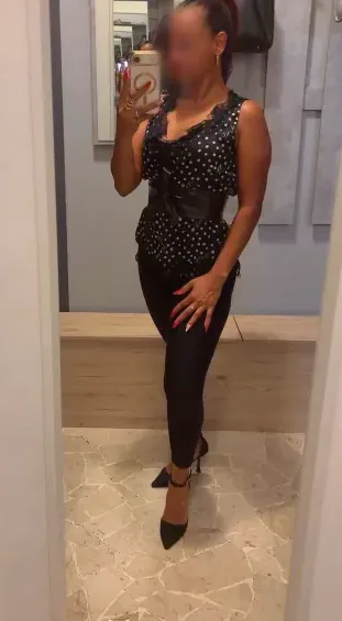 Hannah, 36