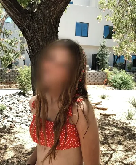 Jana, 19