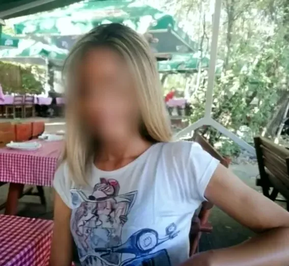 Jana, 35