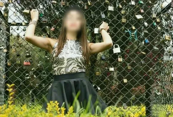 Leyla, 35