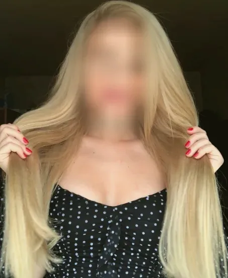 Sina, 38